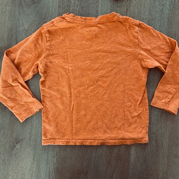 Two Gap Boys Long Sleeve Tops Sz 5 -J6 - Picture 7 of 8